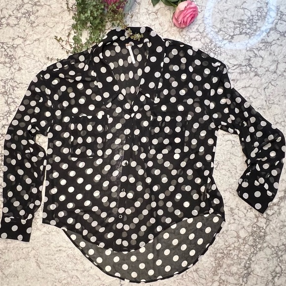 Free People Black Polka Dot Adjustable Sleeves Blouse - See Measurements!! - Picture 7 of 14